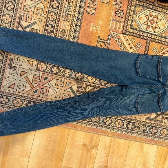 Good American Jeans - Picture 6 of 6